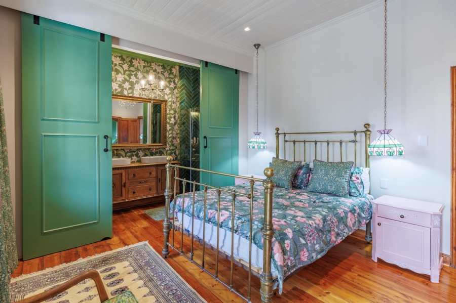 To Let 4 Bedroom Property for Rent in Gardens Western Cape